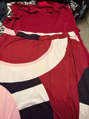 Women’s plus size skirt set